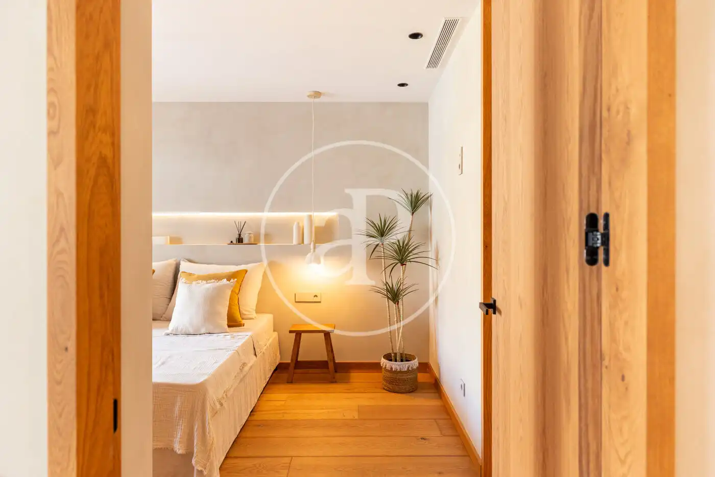 Piso con terraza en venta en Ronda de la Univ., imagen 35
