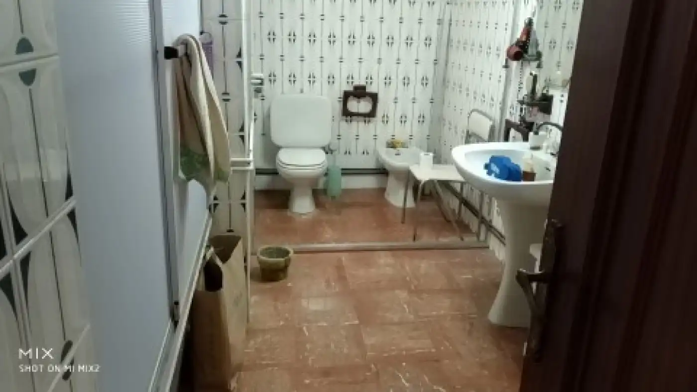 Bany de Pis en venda en Novelda amb Moblat i Balcó
