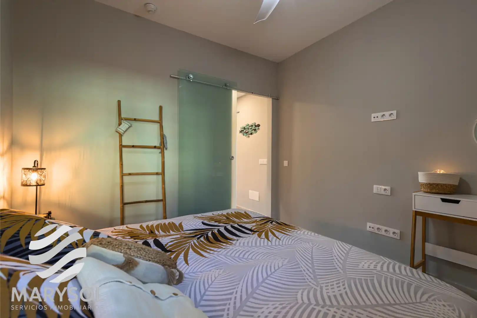 Dormitori de Apartament de lloguer en San Bartolomé de Tirajana amb Terrassa, Moblat i Forn