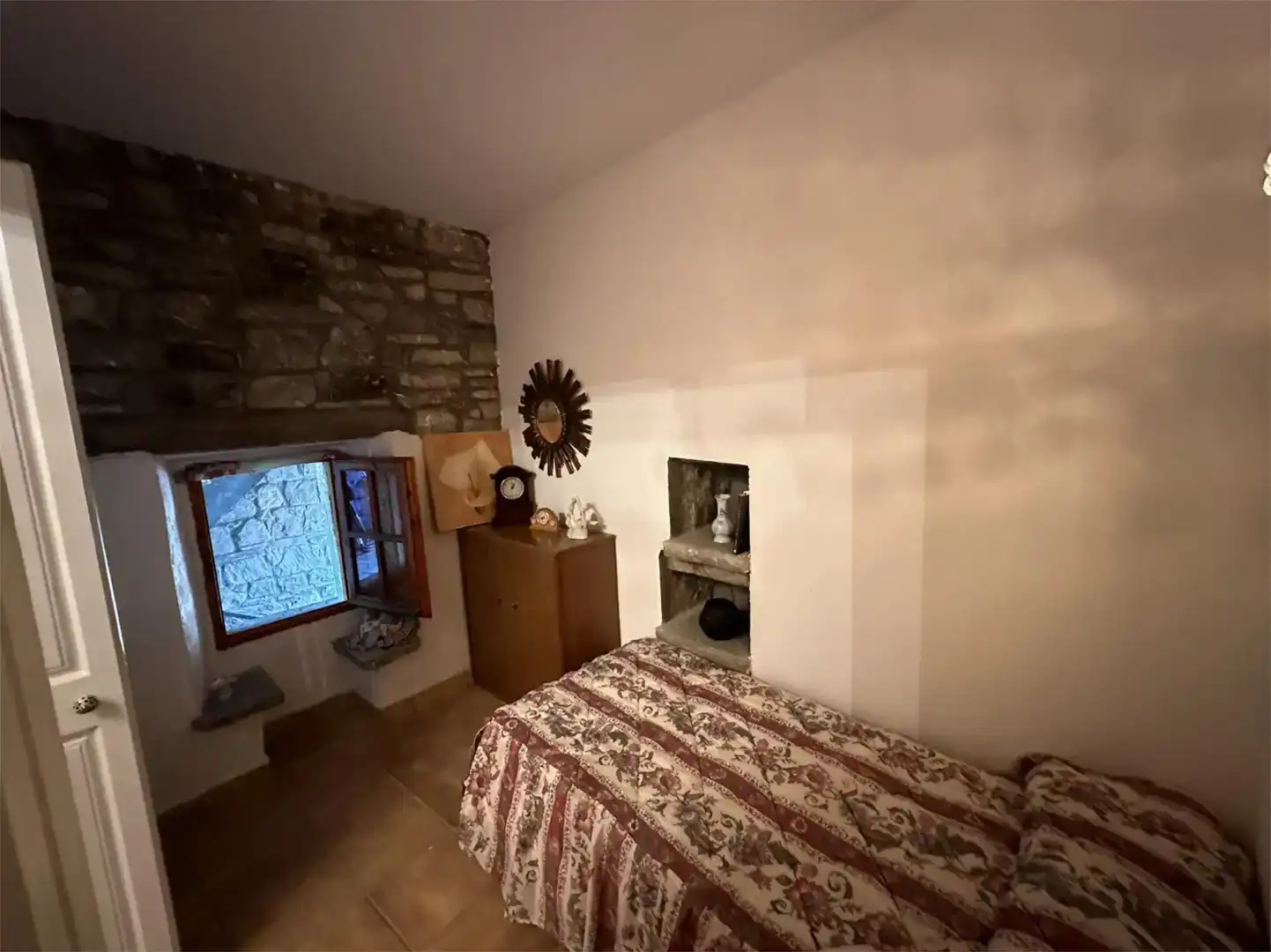 Habitación de Finca rústica en venta en Sant Vicenç de Castellet con Jardín privado, Trastero y Piscina