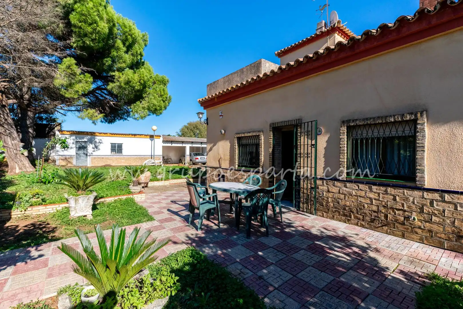 Jardí de Casa o xalet en venda en Espartinas amb Aire condicionat, Jardí privat i Terrassa