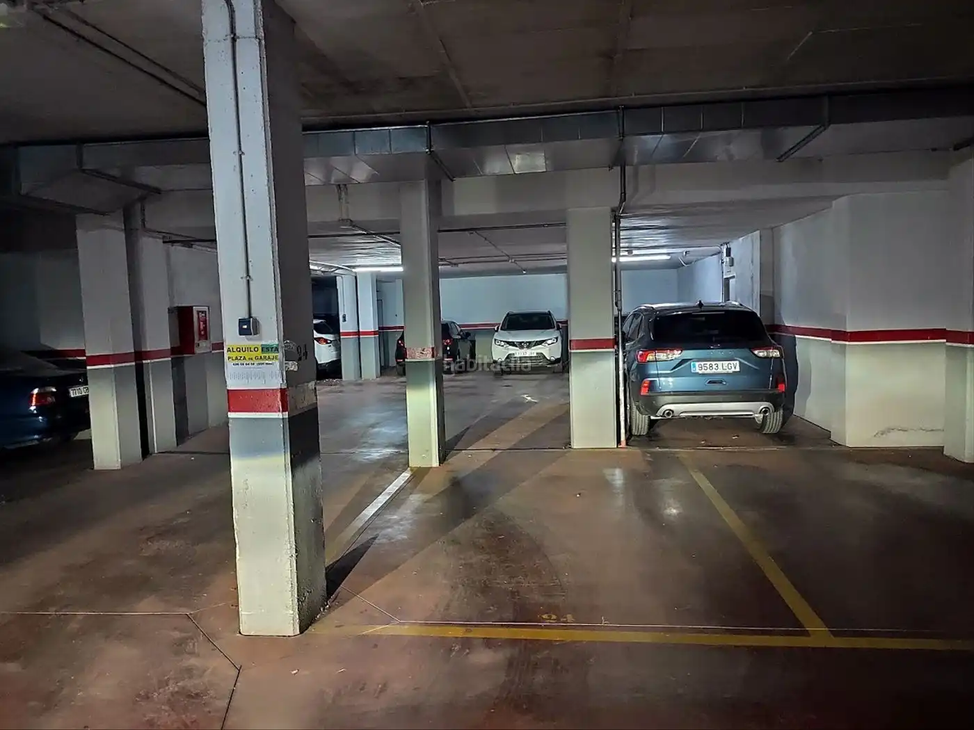 Aparcament de lloguer a Calle Violonchelista Miguel Ángel Cláres 2