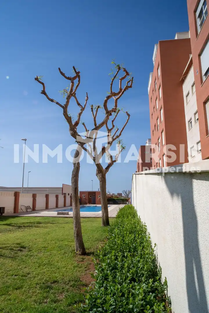 Exterior view of Flat for sale in Almería  with Air Conditioner, Heating and Private garden