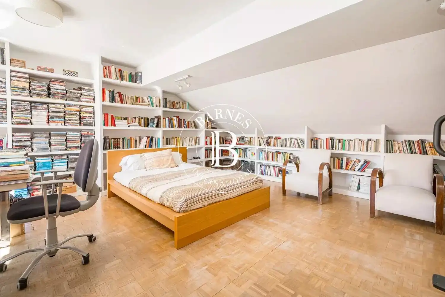 Habitación de Casa adosada en venta en Madrid con Calefacción, Jardín privado y Terraza