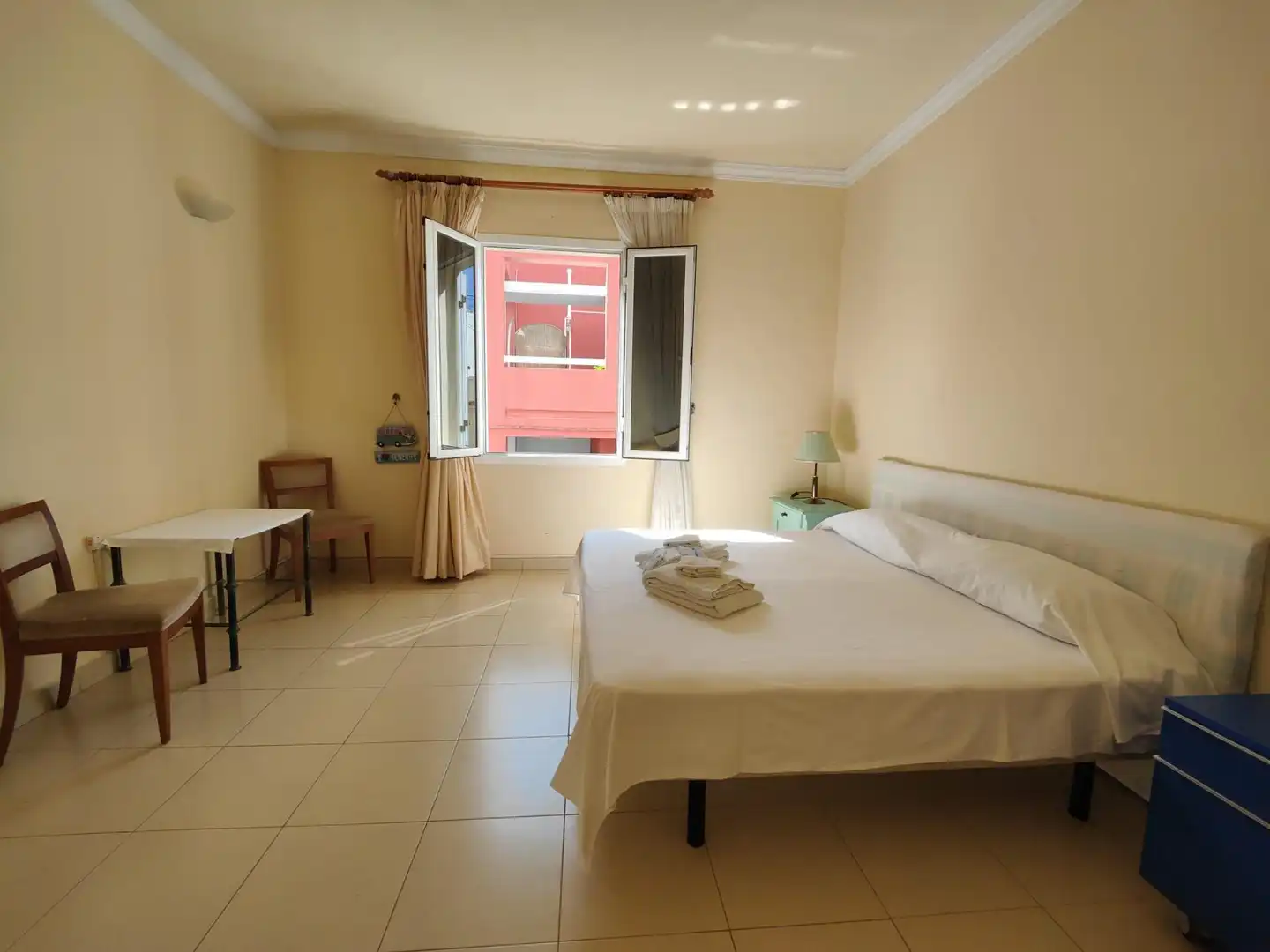 Schlafzimmer von Haus oder Chalet zum Verkauf in Adeje mit Privatgarten, Terrasse und Möbliert