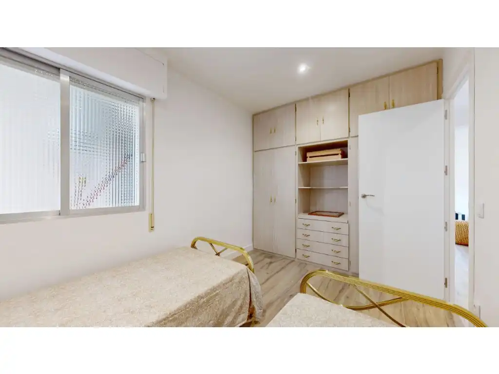 Schlafzimmer von Wohnung zum Verkauf in Montán