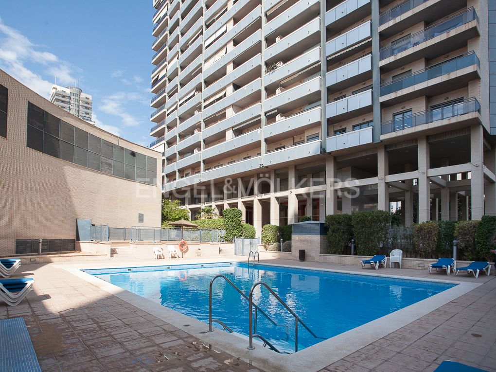 Piscina de Apartament de lloguer en  Valencia Capital amb Aire condicionat, Calefacció i Jardí privat