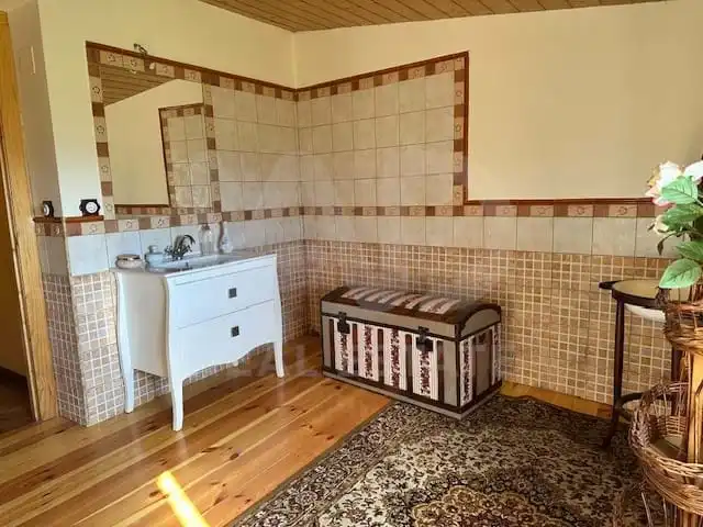 Bany de Casa o xalet en venda en Destriana amb Calefacció