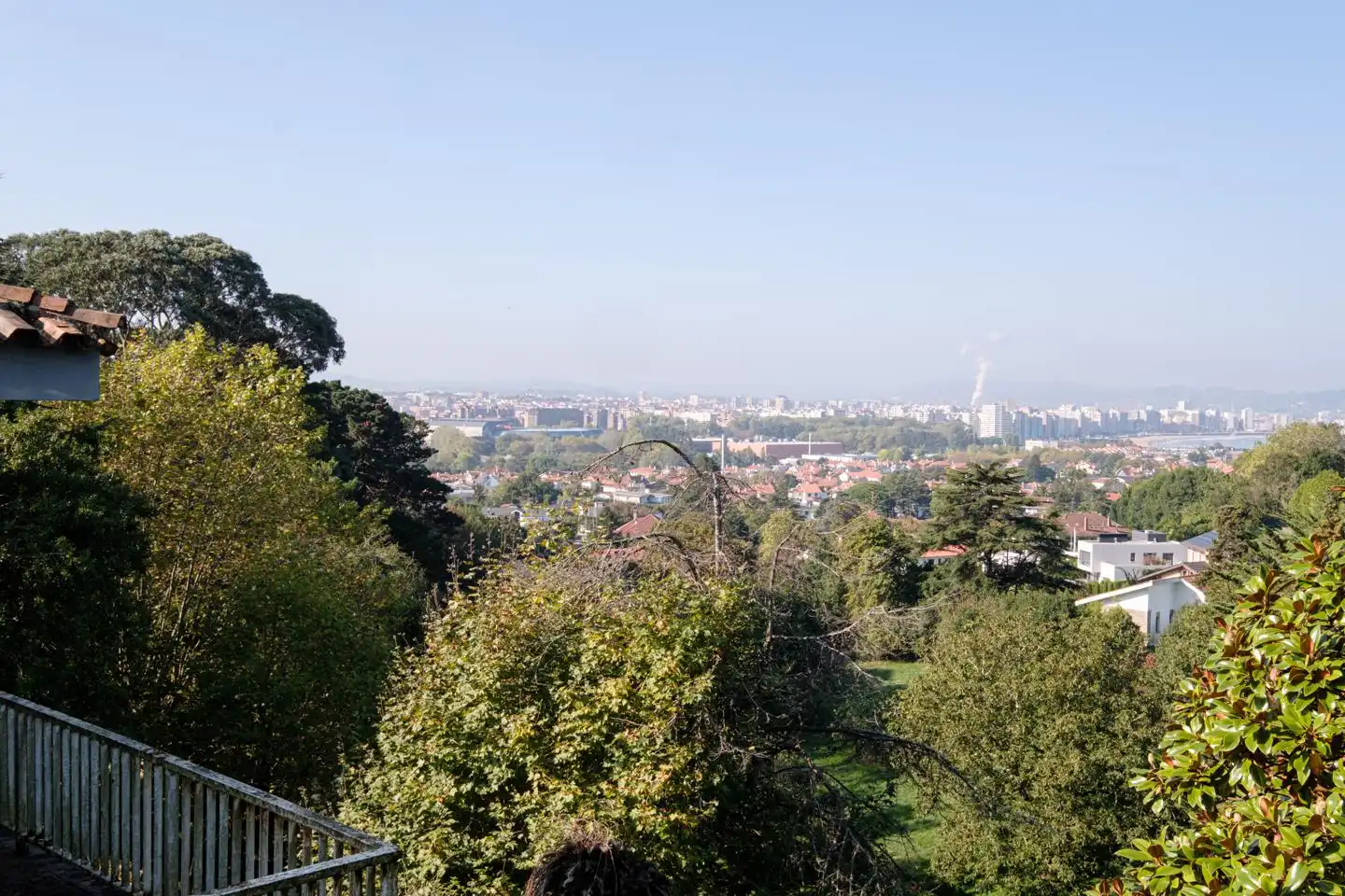 Jardí de Casa o xalet en venda en Gijón  amb Jardí privat i Terrassa