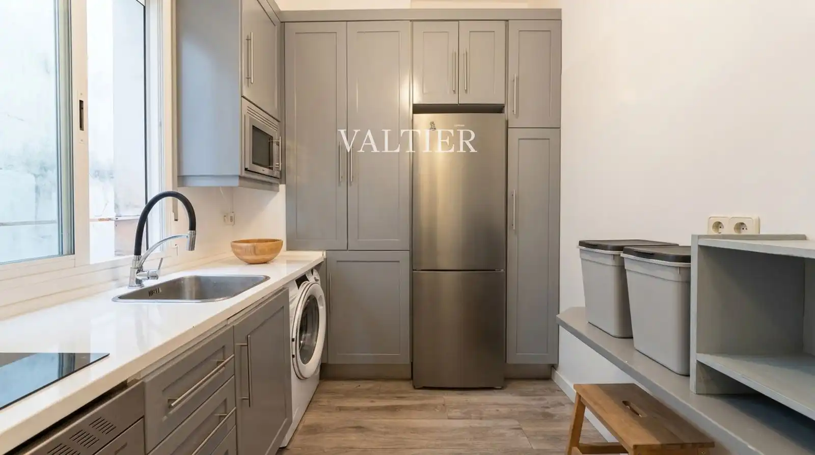 Kitchen of Flat for rent in Madrid  with Air Conditioner, Terrace and Furnished
