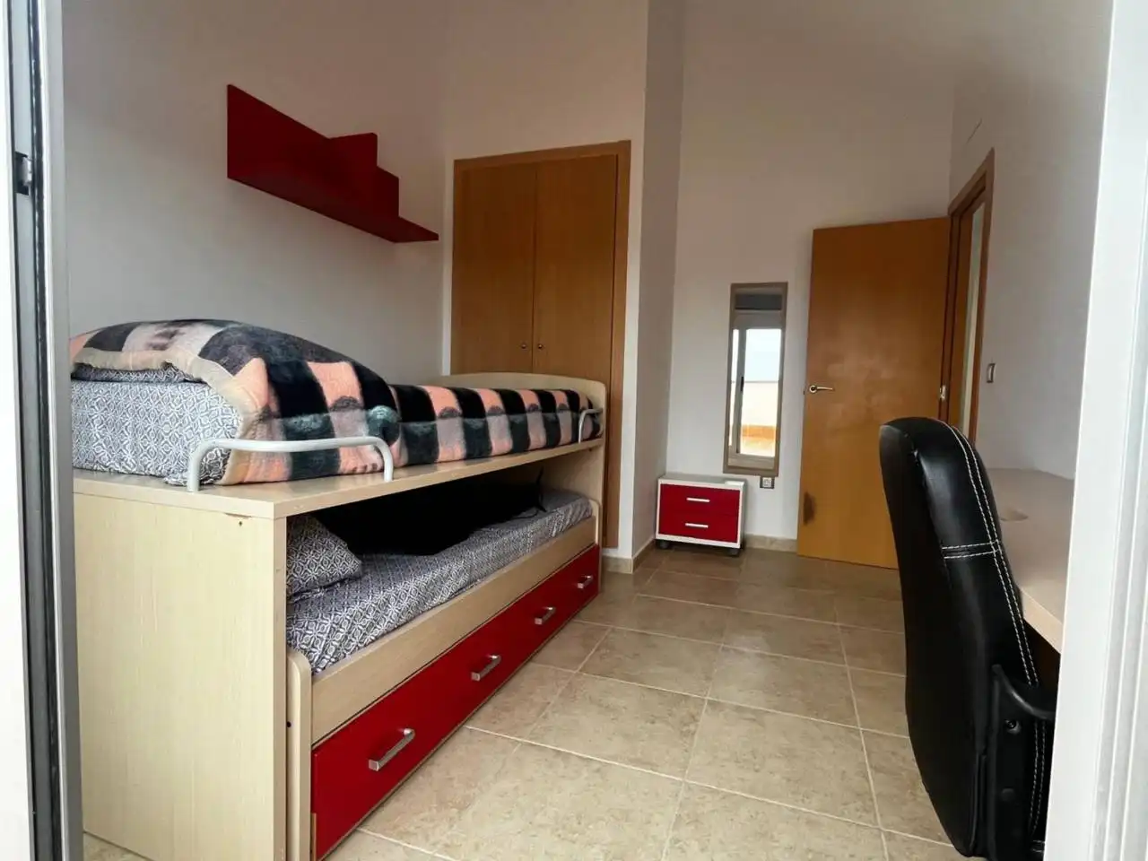 Schlafzimmer von Dachboden zum Verkauf in San Jorge / Sant Jordi mit Klimaanlage, Heizung und Terrasse