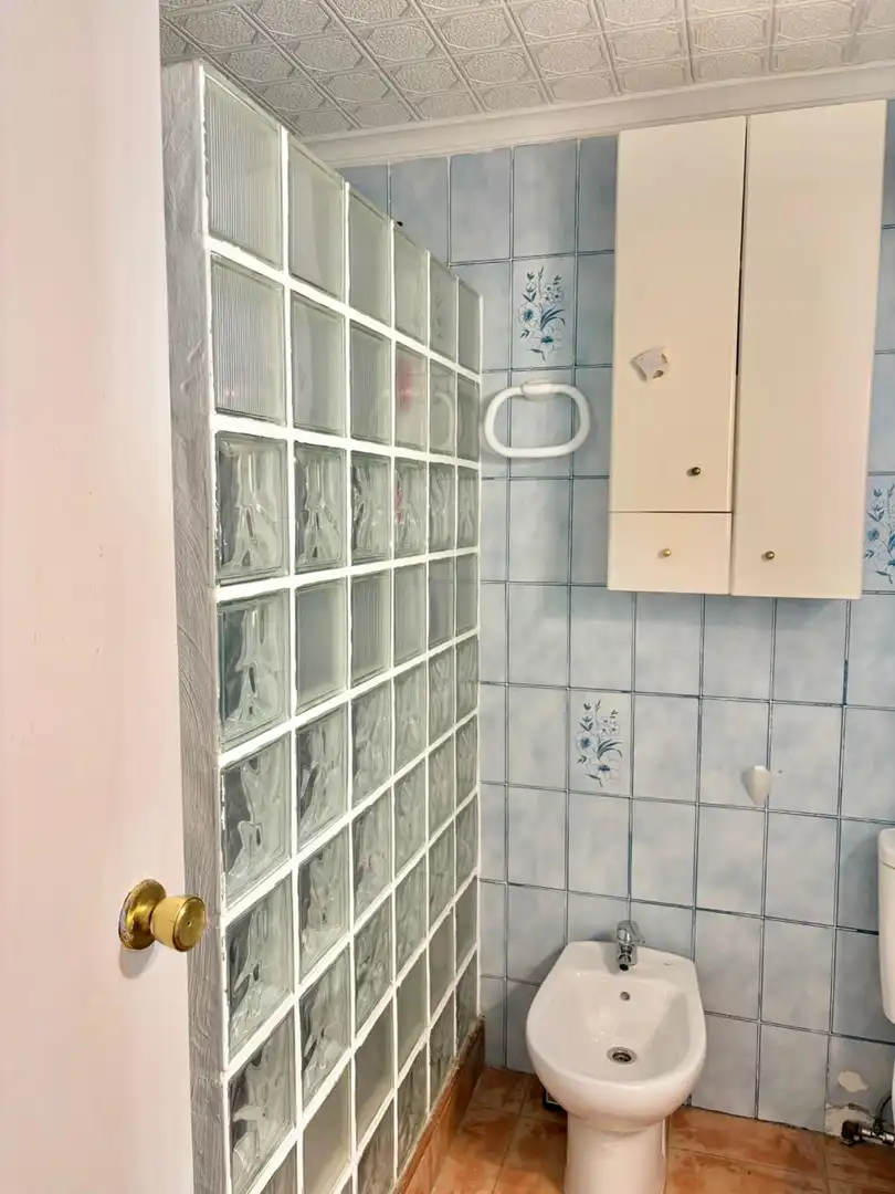 Badezimmer von Wohnung zum Verkauf in San Pedro del Pinatar mit Klimaanlage, Terrasse und Möbliert