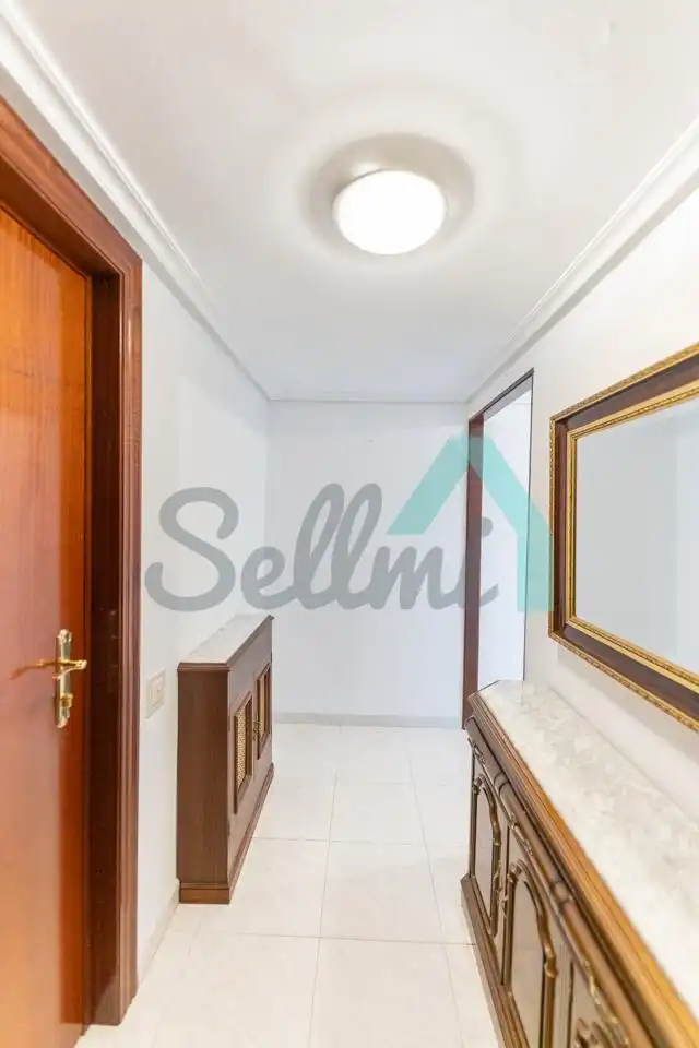 Wohnung zur Miete in Oviedo  mit Heizung, Parkett und Terrasse