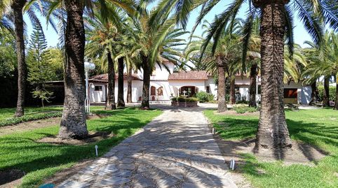 GRAN VILLA DE LUJO EN EL BOSQUE