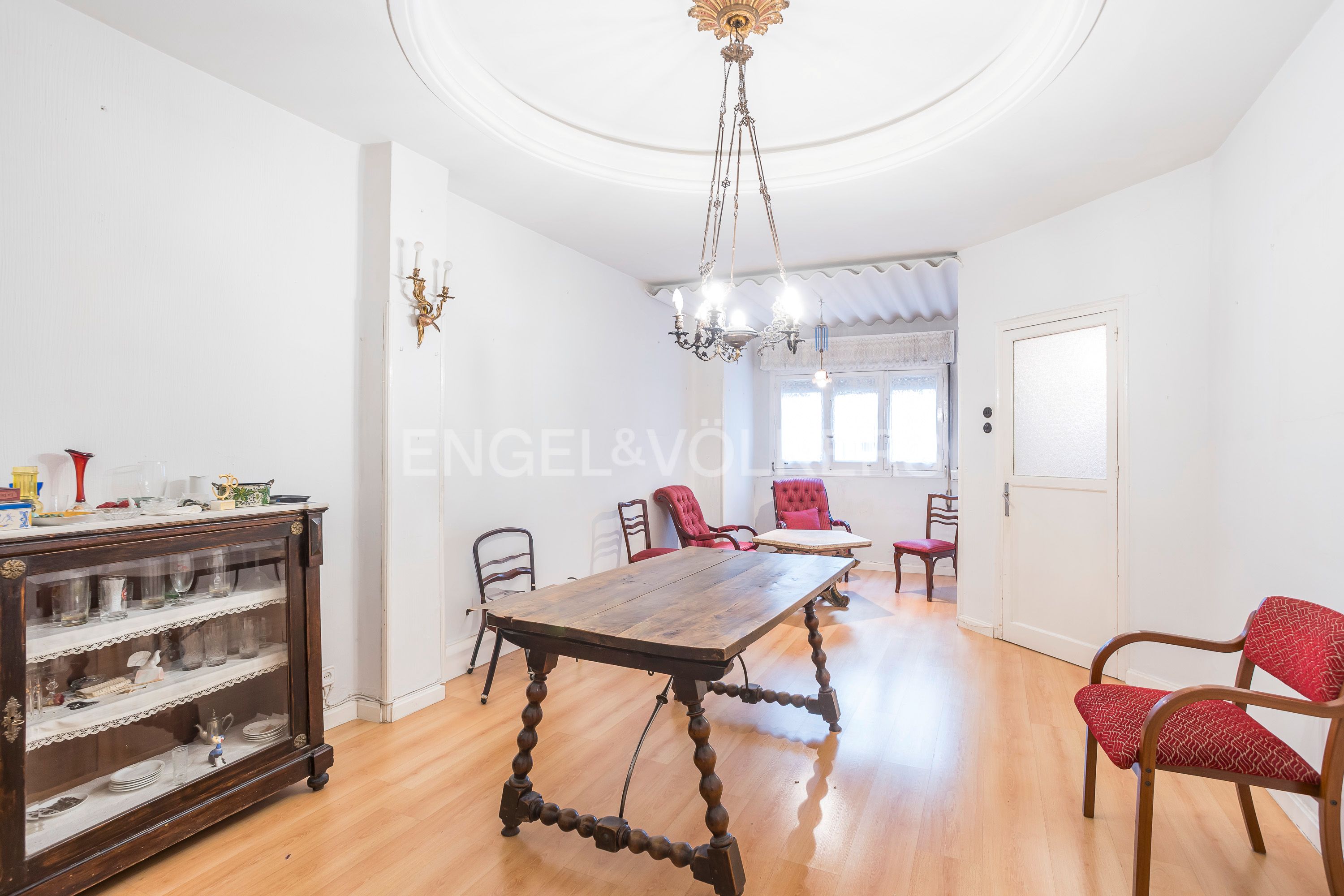 Comedor de Apartamento en venta en  Madrid Capital con Calefacción