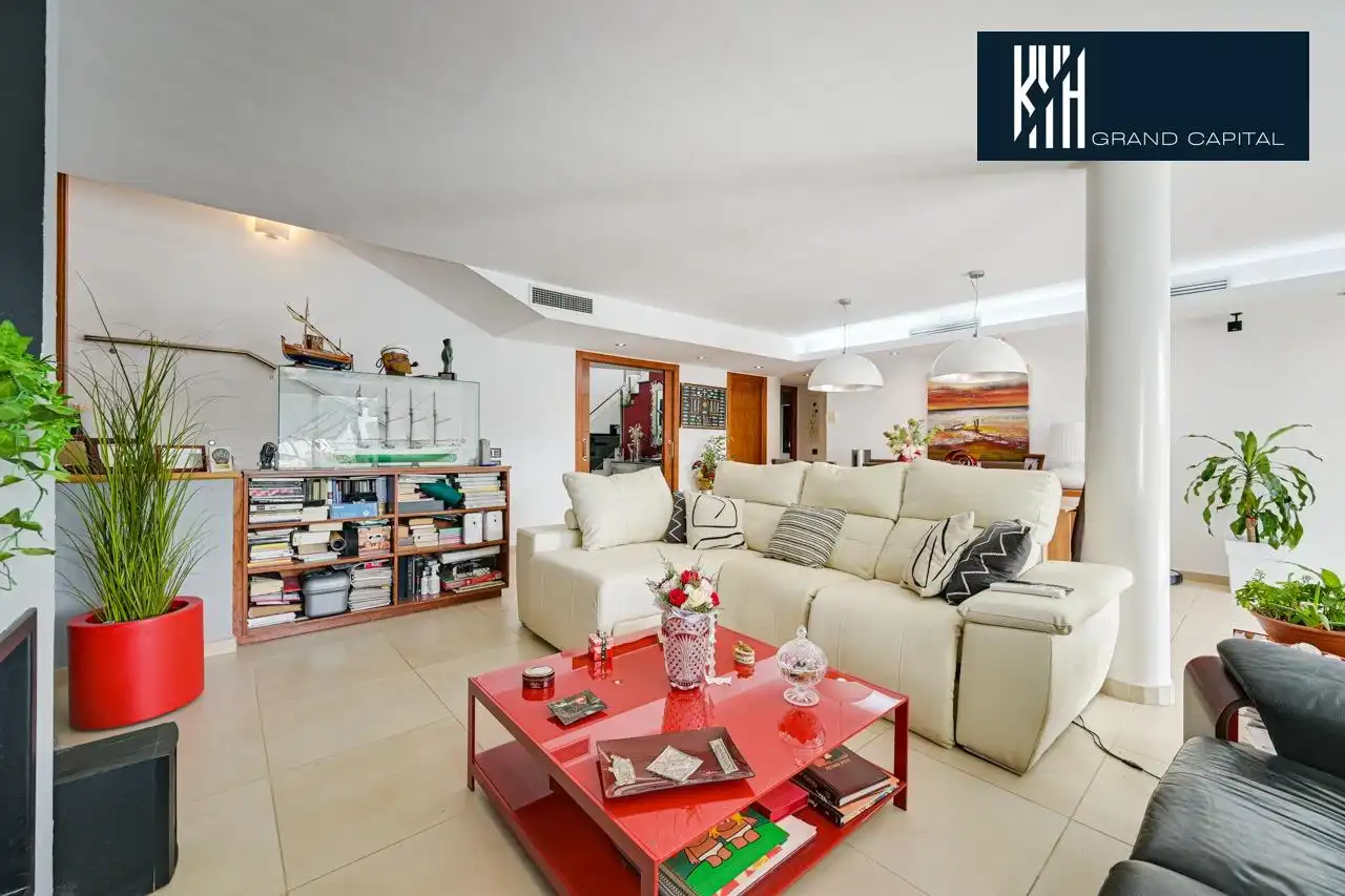 Detached house for sale in Calle del Cap de la Gola, imagen 7