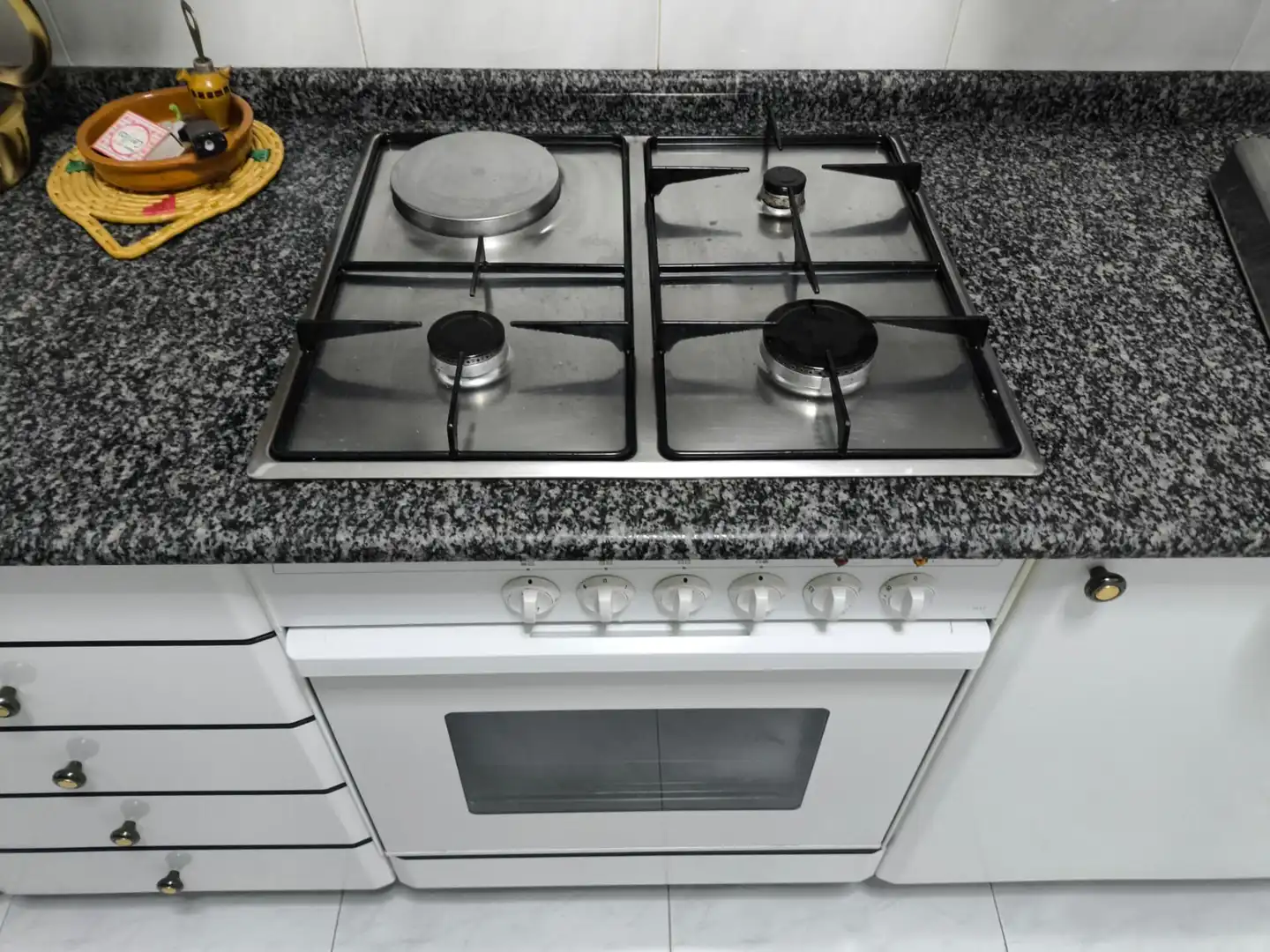 Küche von Wohnung zum Verkauf in Laxe mit Heizung, Terrasse und Abstellraum
