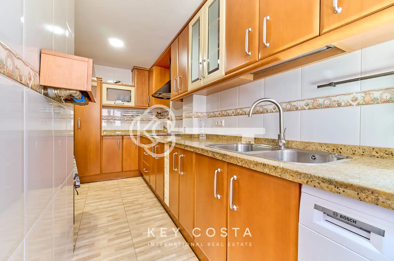 Küche von Wohnung zum Verkauf in Alicante / Alacant mit Möbliert