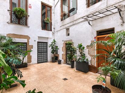 Exterior view of Flat for sale in  Barcelona Capital  with Oven and Balcony