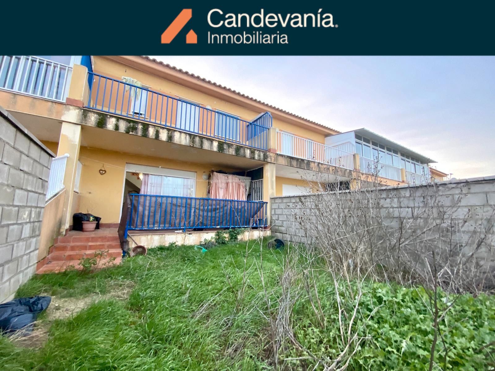 Exterior view of Single-family semi-detached for sale in Las Pedrosas  with Air Conditioner, Heating and Private garden