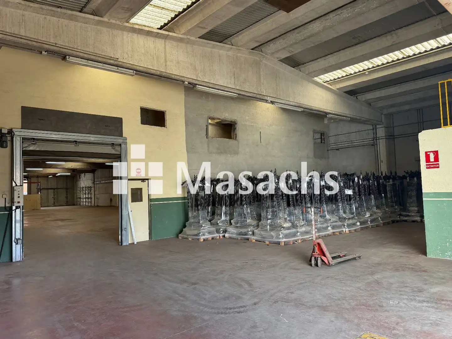 Industrial building to rent in Centre, imagen 9