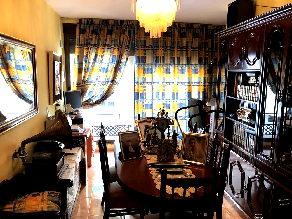 Dormitori de Casa o xalet en venda en Ciudad Real Capital amb Aire condicionat, Calefacció i Terrassa