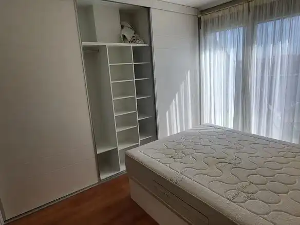 Habitación de Piso de alquiler en Feria