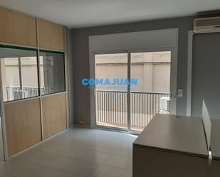 Bedroom of Office to rent in Mataró