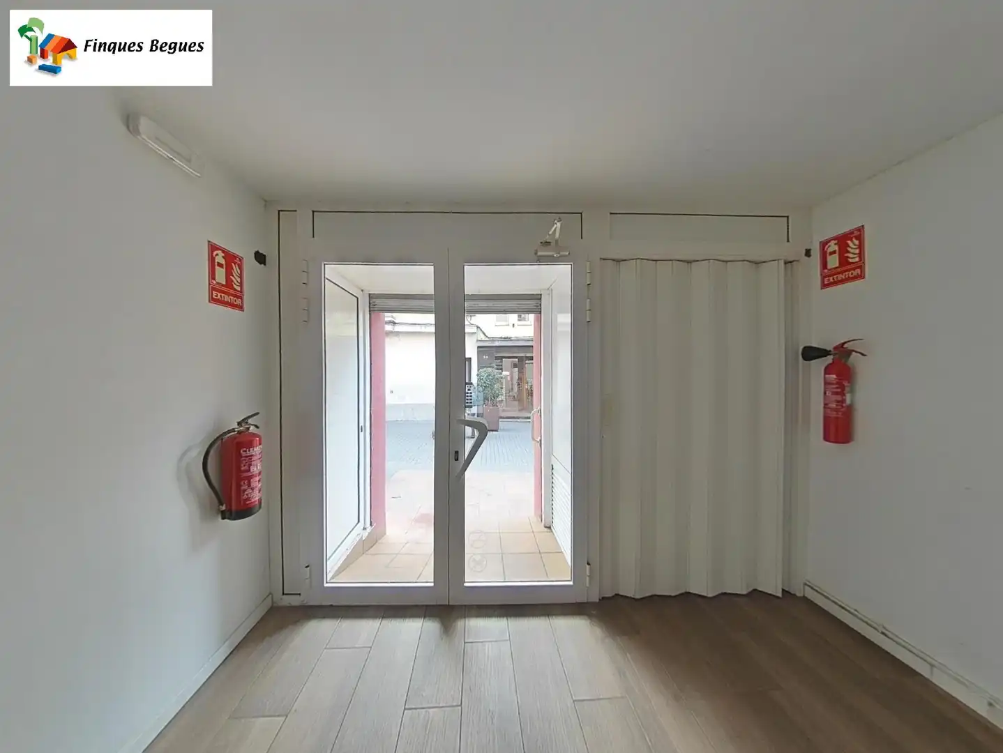 Local en venta en Begues