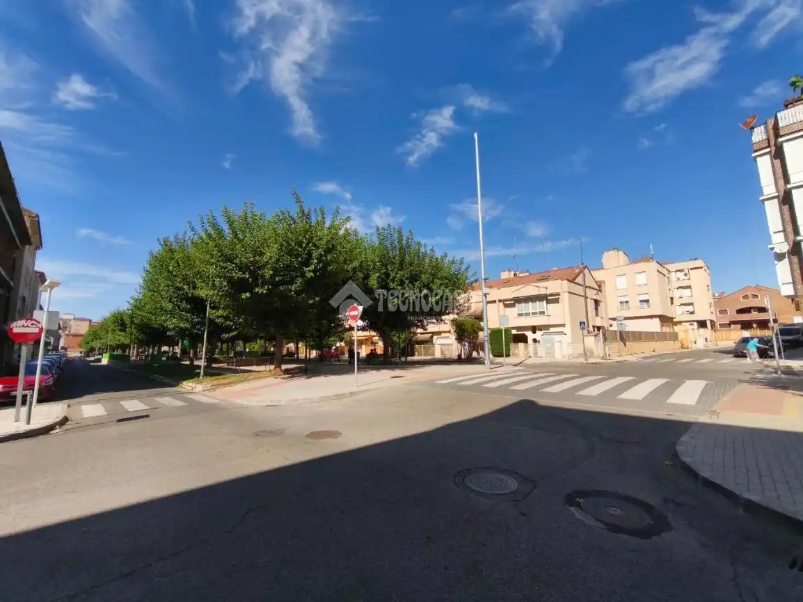 Vista exterior de Pis en venda en Azuqueca de Henares amb Calefacció