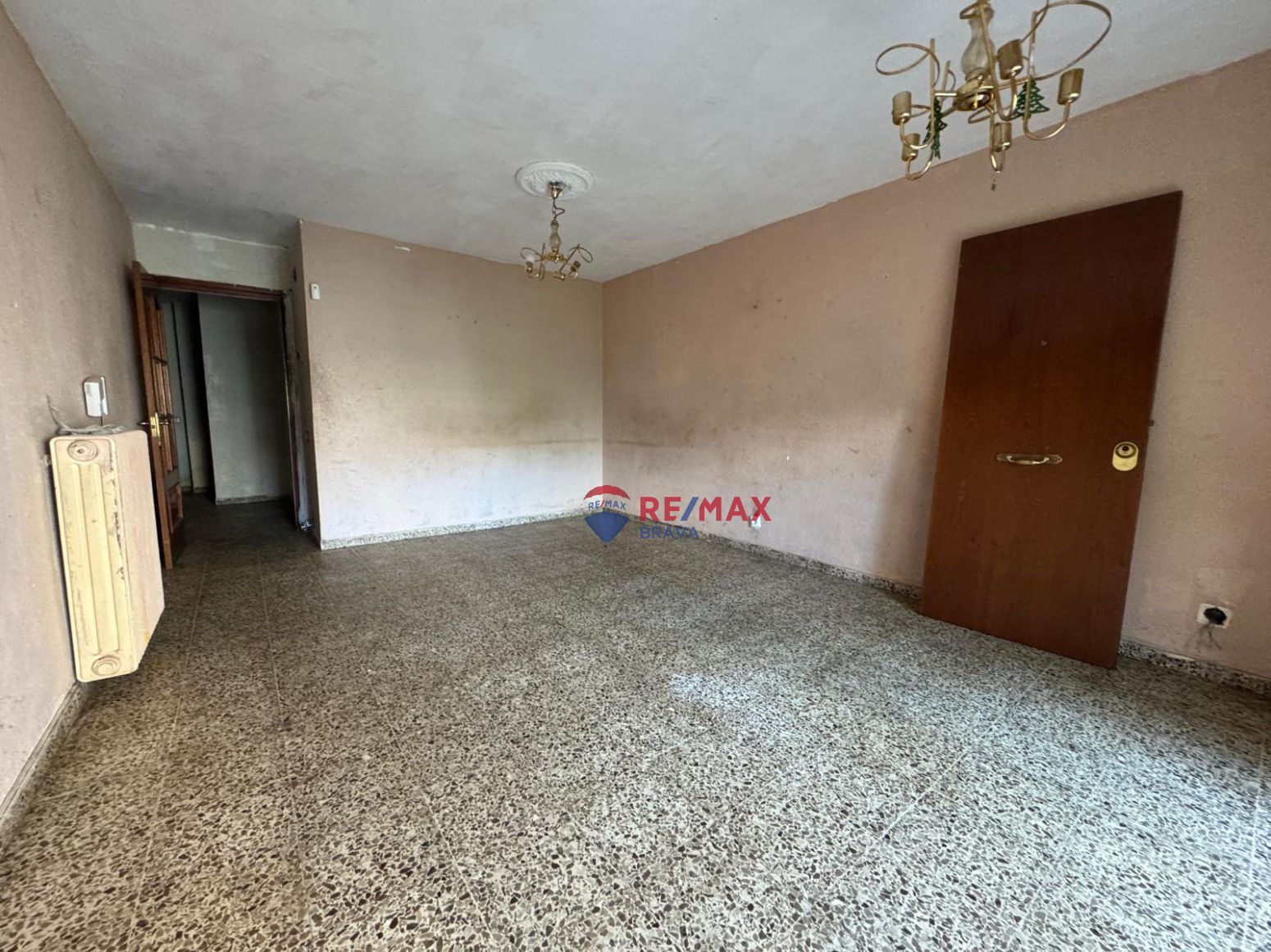 Flat for sale in Girona Capital  with Heating and Balcony