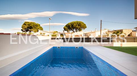 Photo 4 of Single-family semi-detached for sale in Carrer Requesens, Requesens, Girona
