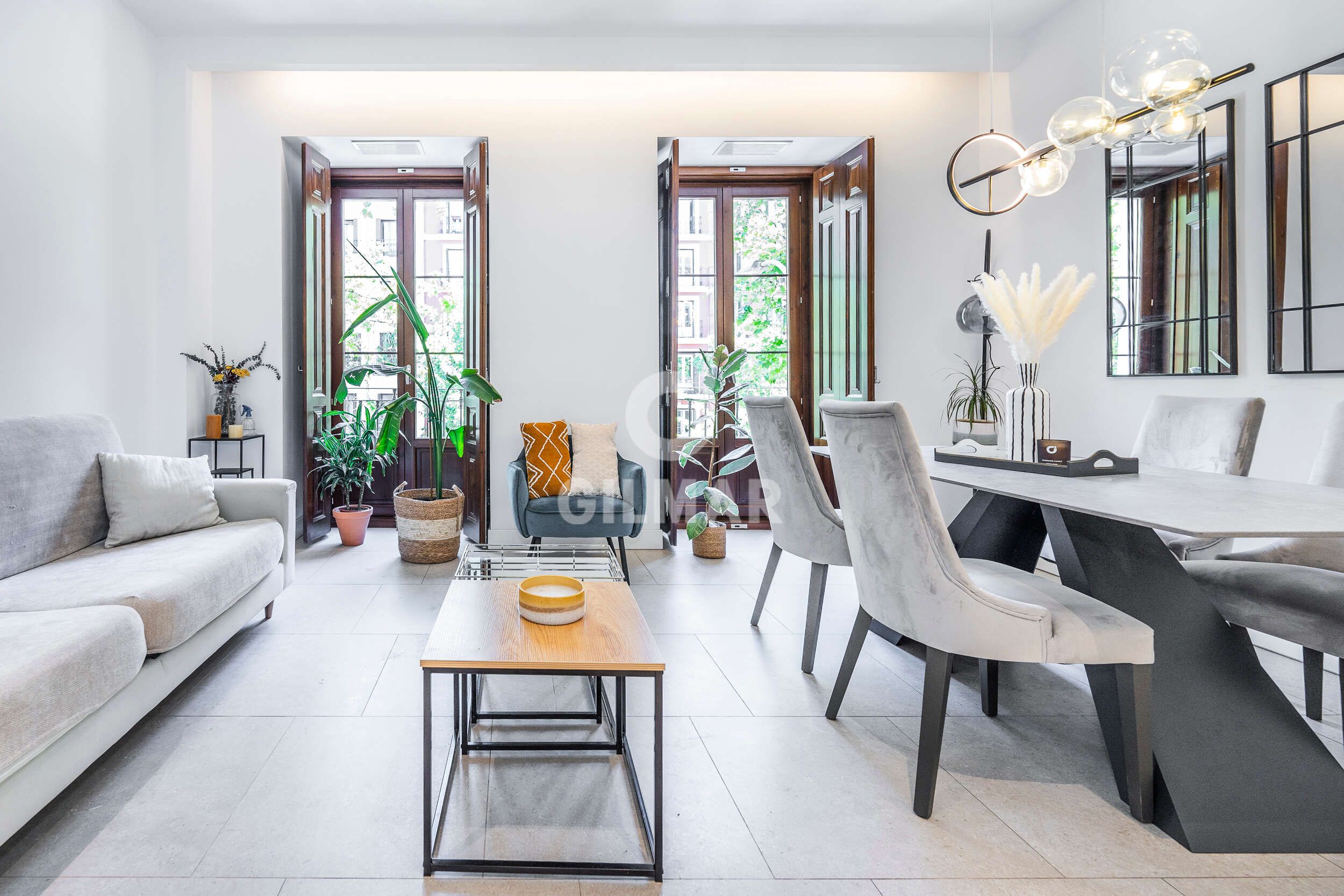 Sala de estar de Piso en venta en  Madrid Capital con Calefacción