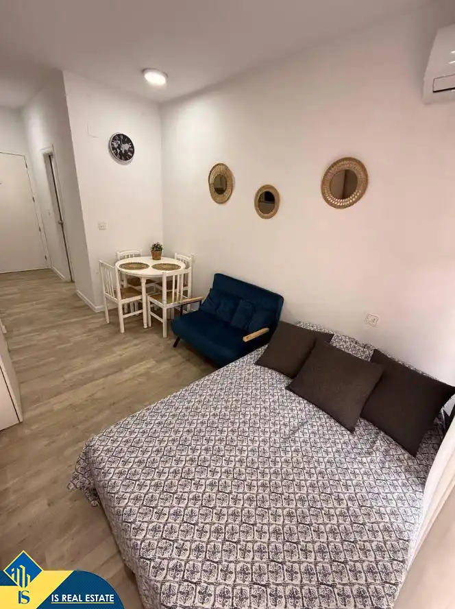 Bedroom of Study for sale in Torrevieja  with Air Conditioner, Heating and Furnished