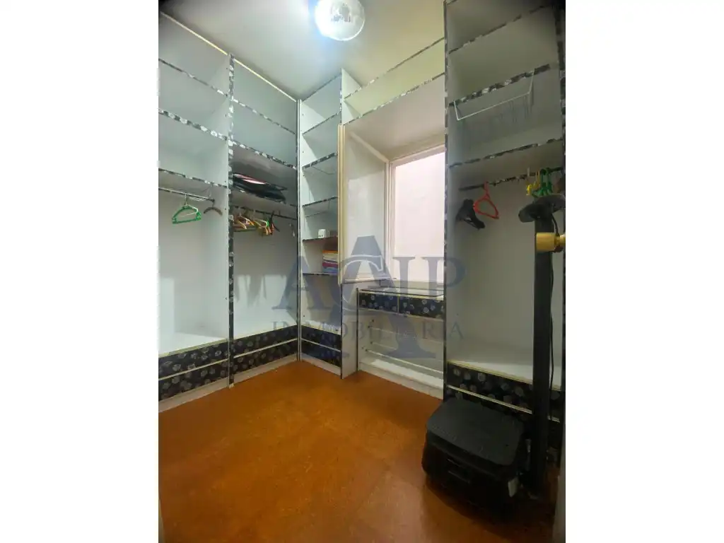 Bedroom of Flat for sale in Barcelona