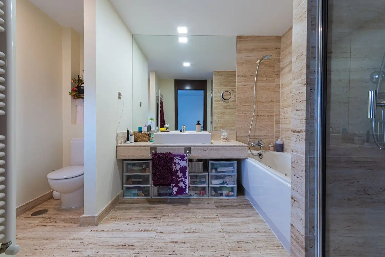 Bathroom of Detached homes for sale in Fuenlabrada  with Air Conditioner, Heating and Storage room