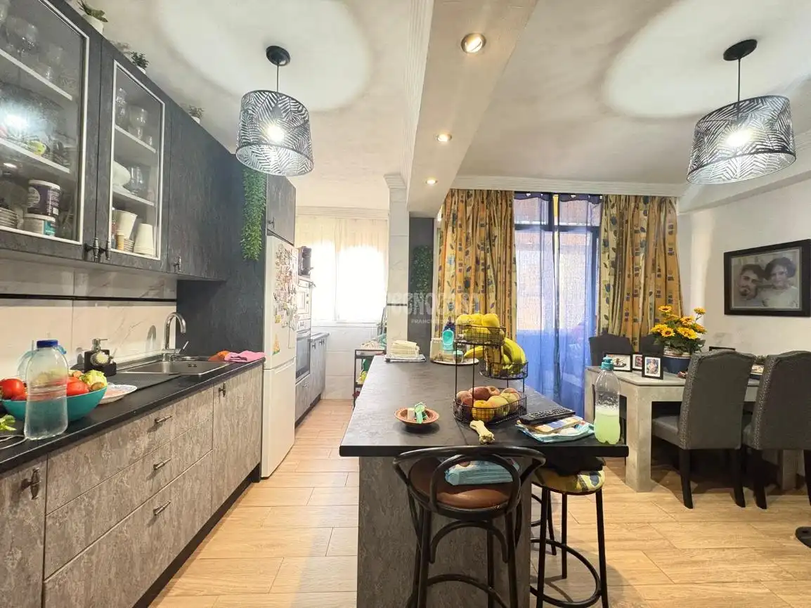 Kitchen of Flat for sale in Málaga  with Terrace