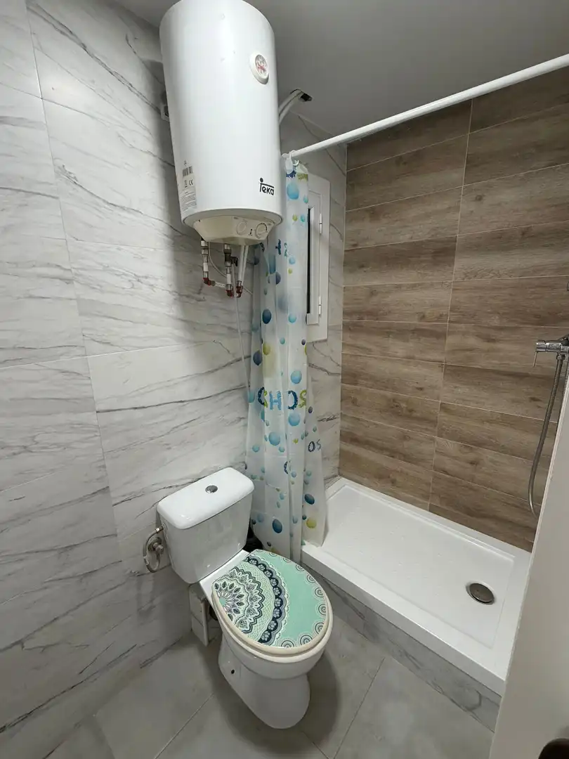Badezimmer von Büro zum Verkauf in Barcelona