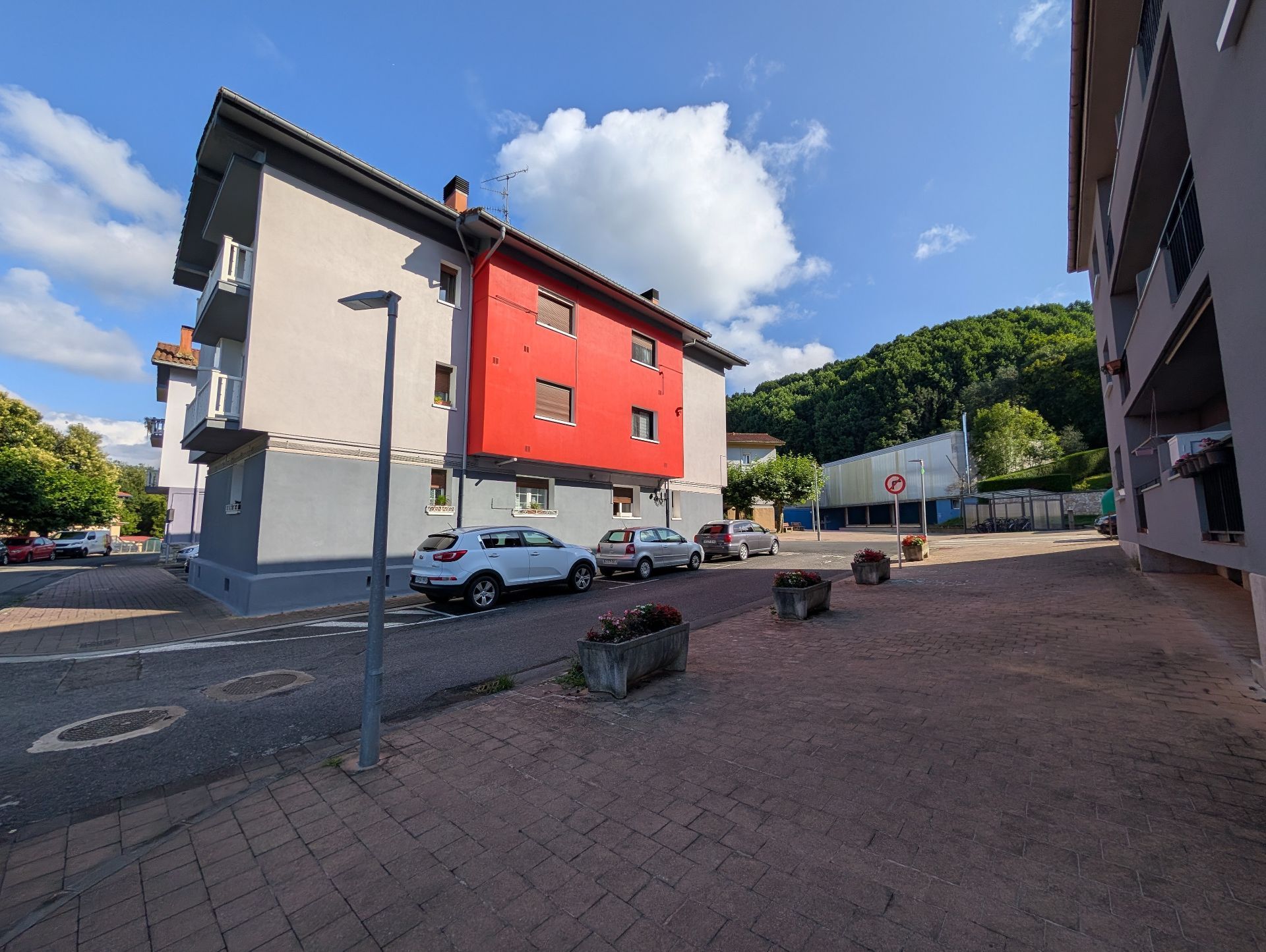 Vista exterior de Pis en venda en Usurbil amb Traster i Moblat