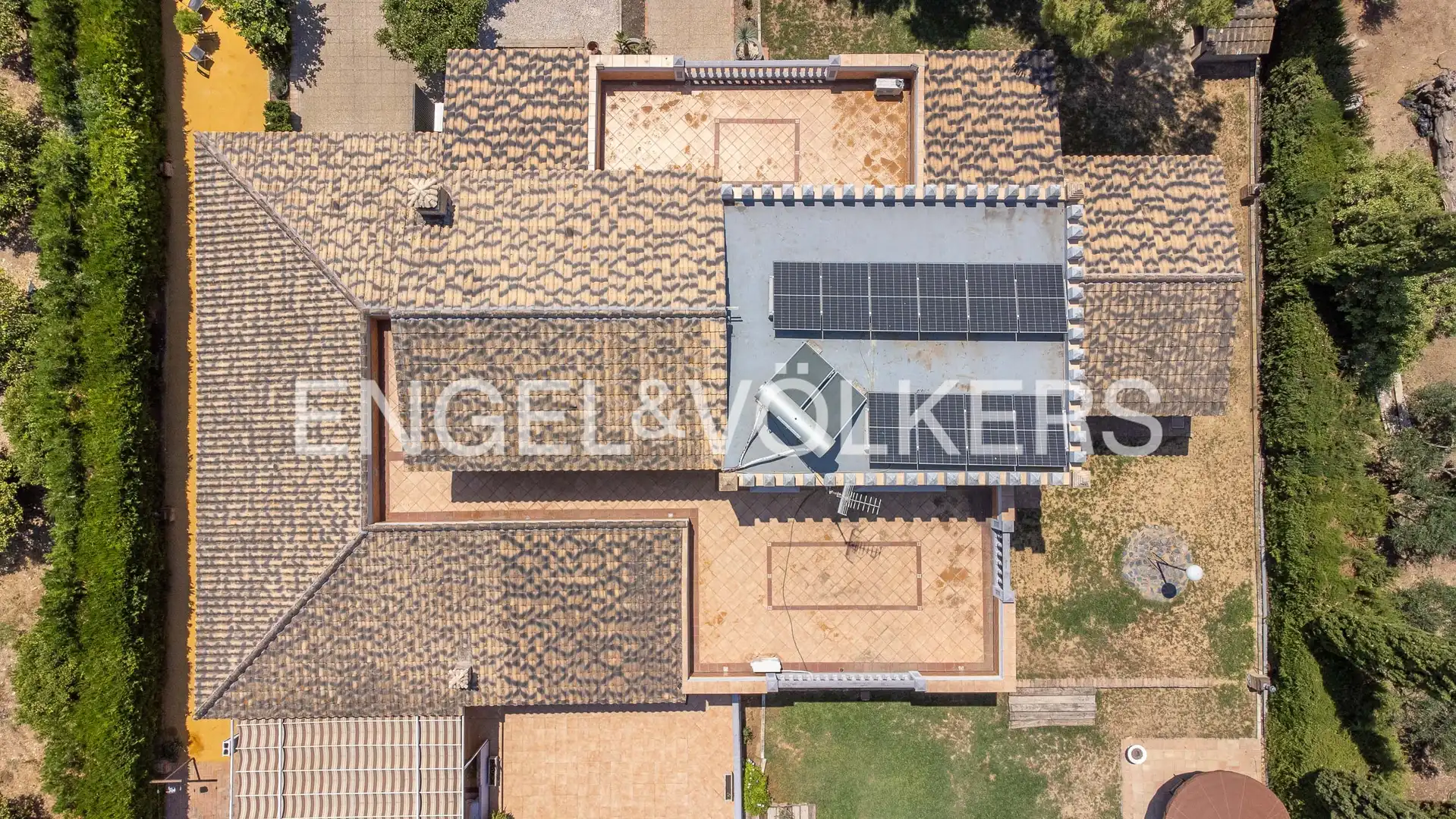 Vista exterior de Casa o chalet en venta en Carmona con Aire acondicionado, Calefacción y Jardín privado