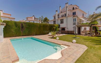 Jardí de Casa o xalet en venda en Peligros amb Aire condicionat, Terrassa i Piscina