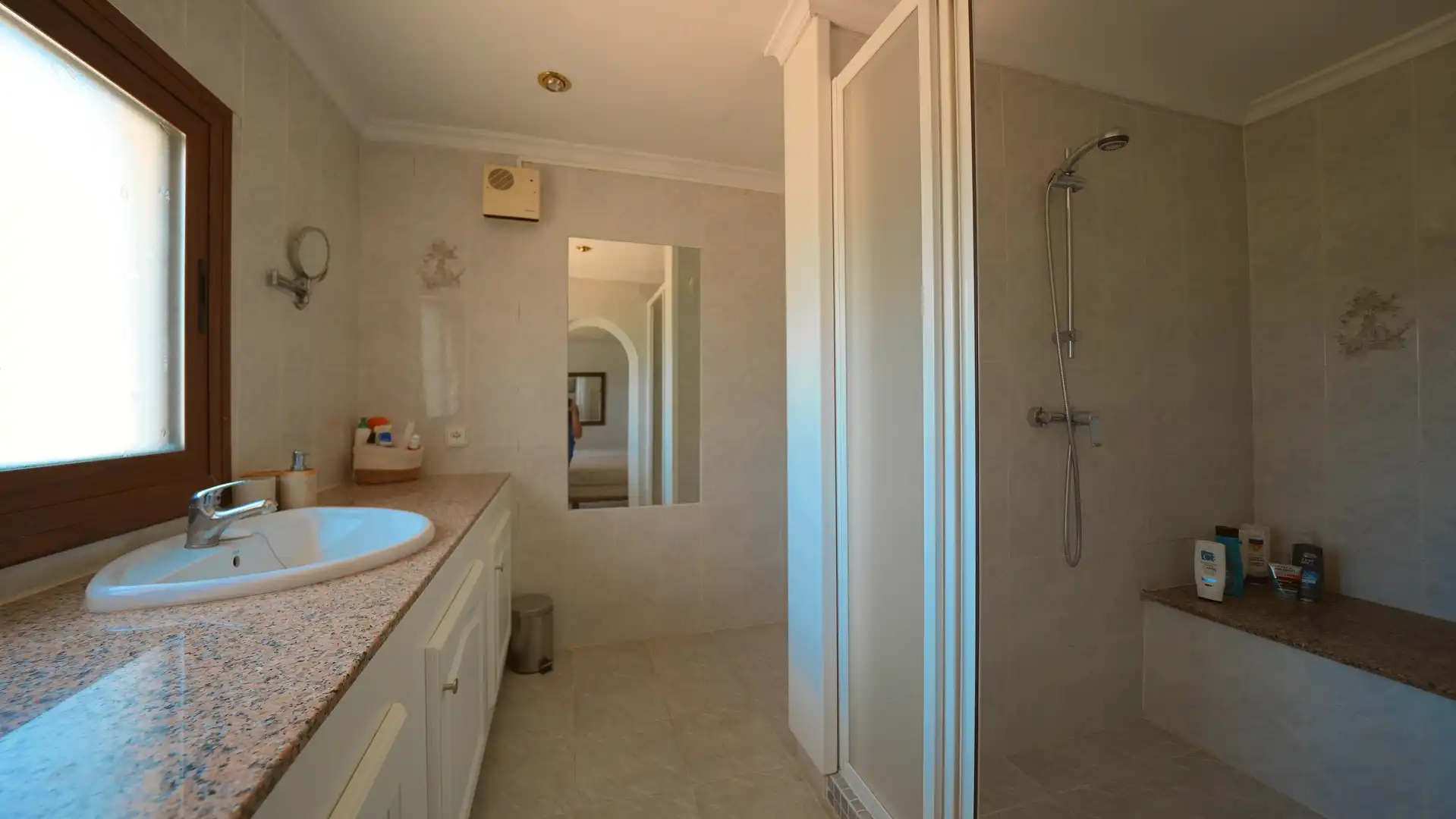 Bathroom of Country homes for sale in Benidoleig, Alicante