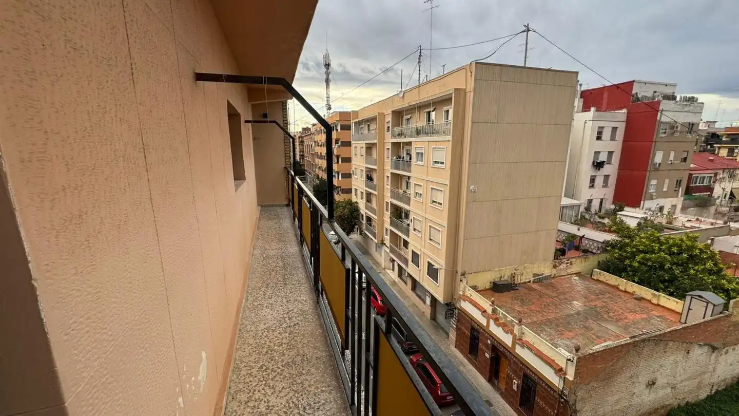 Habitación en Mestre Marçal, Torrefiel