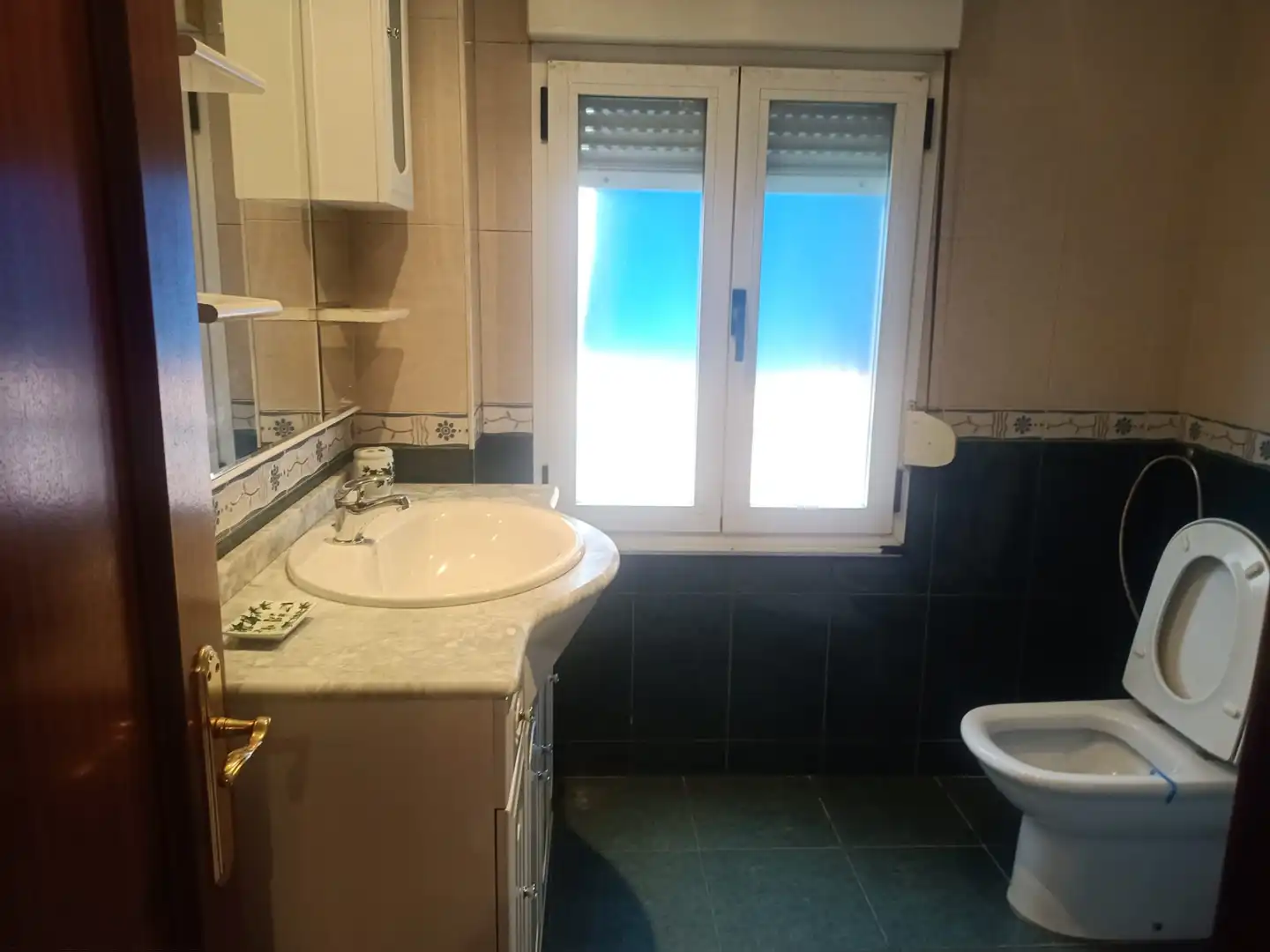 Badezimmer von Wohnung zum Verkauf in Gijón  mit Heizung, Terrasse und Möbliert