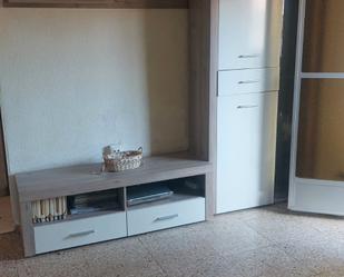 Living room of Flat to rent in  Madrid Capital  with Air Conditioner and Terrace