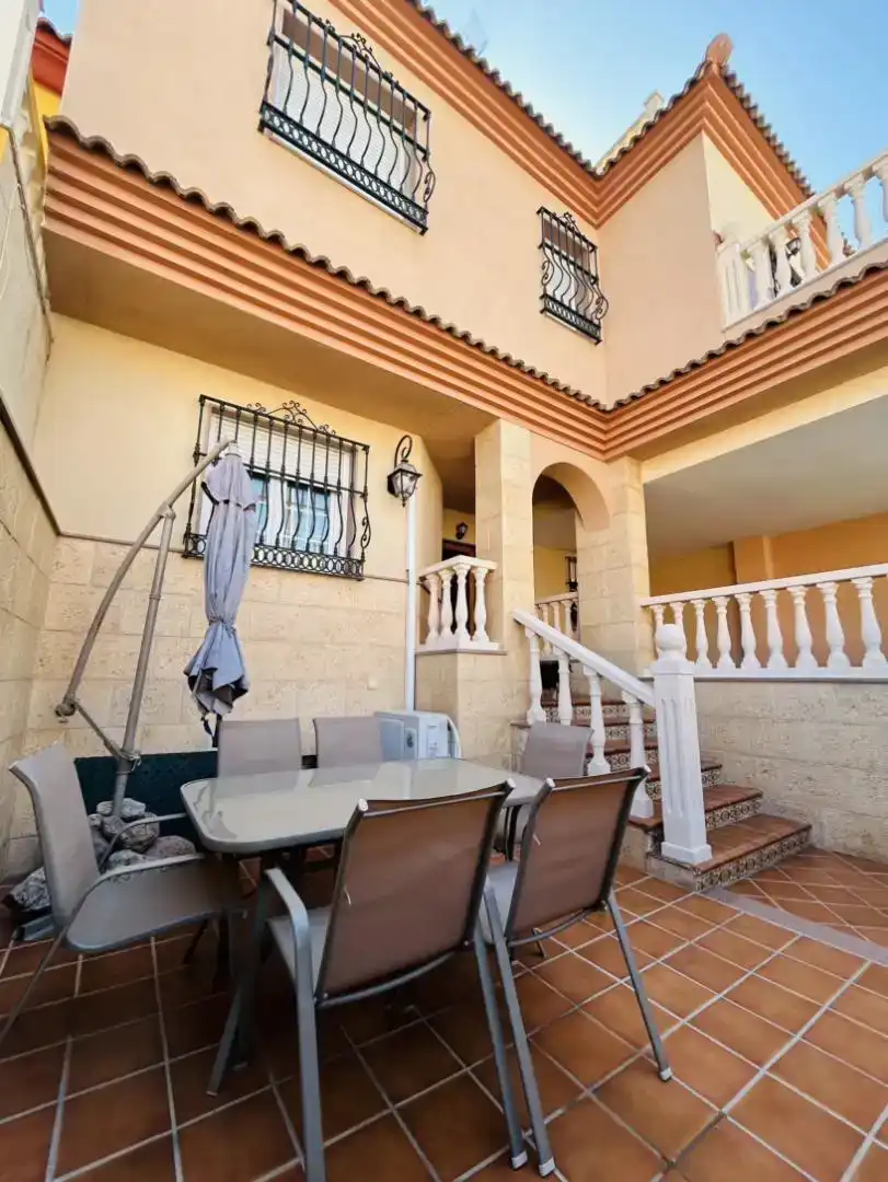 Terrassa de Casa o xalet en venda en Huércal de Almería amb Aire condicionat i Balcó