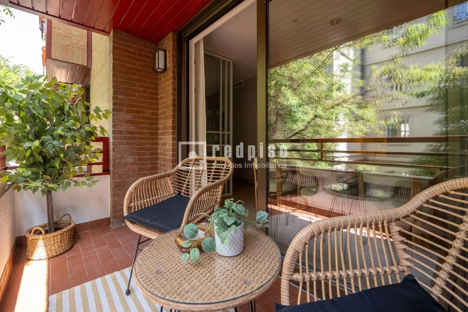 Terrassa de Pis en venda en Madrid amb Aire condicionat, Calefacció i Jardí privat