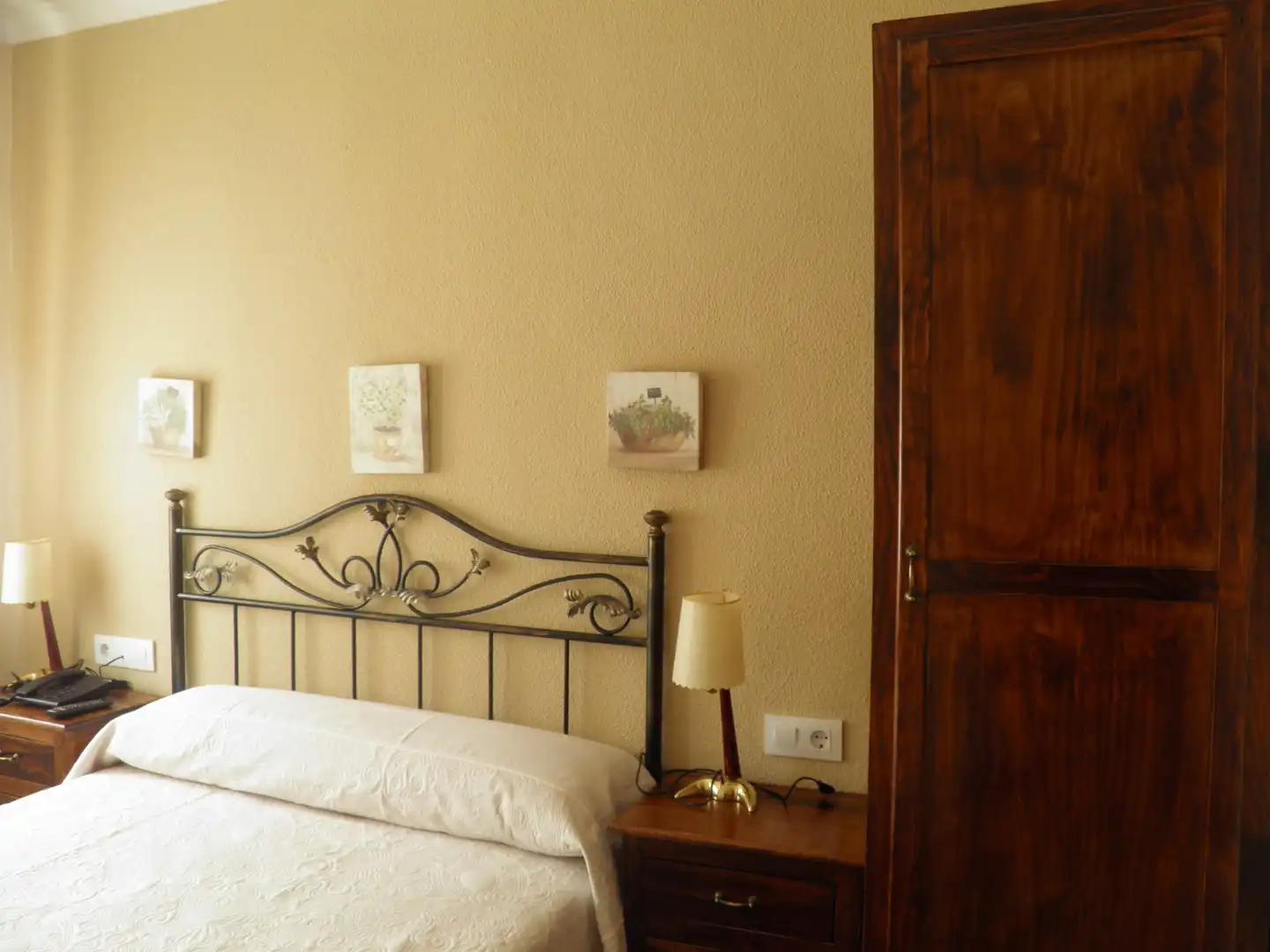 Bedroom of Buildings for sale in Brazatortas  with Alarm and Community pool