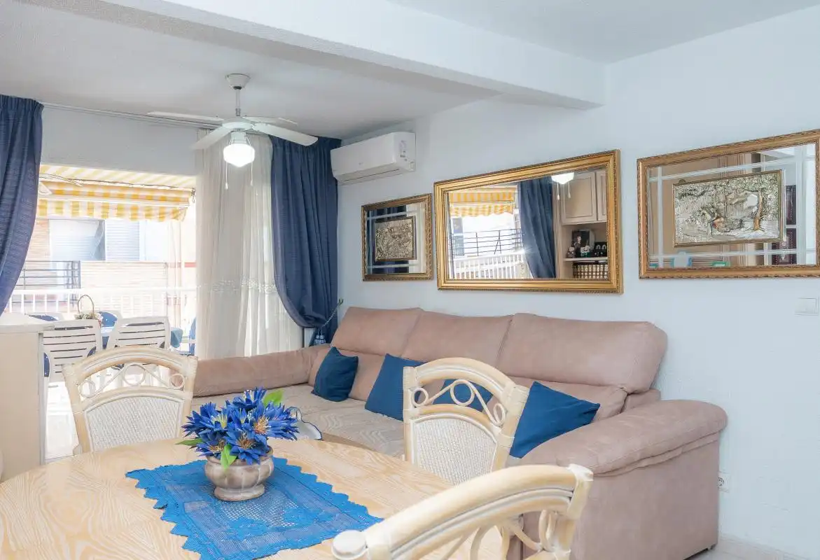 Sala de estar de Piso en venta en Benidorm con Aire acondicionado, Calefacción y Terraza