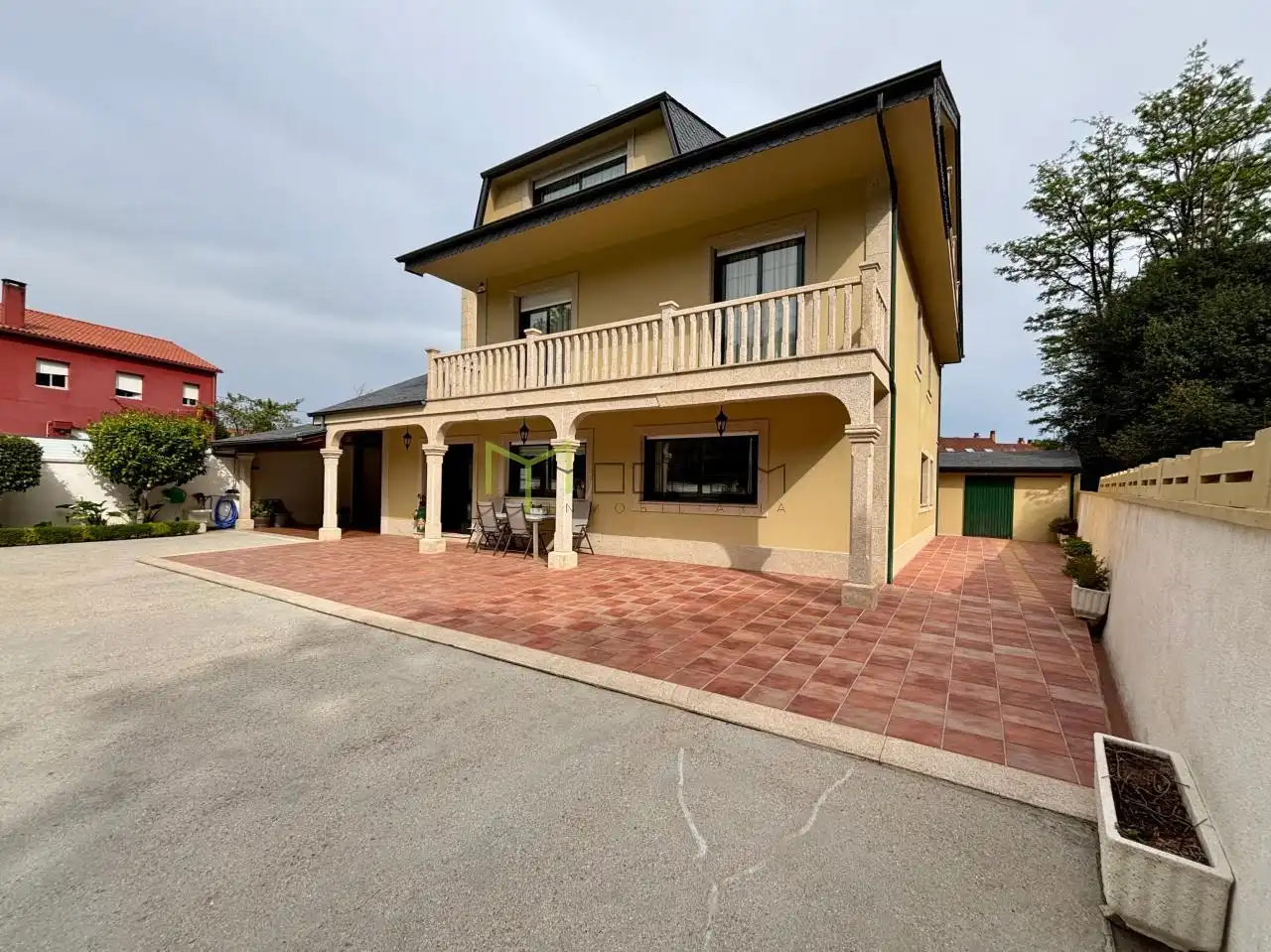 Vista exterior de Casa o chalet en venta en Ames con Calefacción, Jardín privado y Parquet